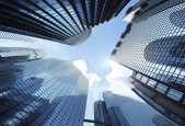 2026 赛季法甲大结局：巴黎圣日耳曼的冠军优势为何从 20 分缩小到了 3 分？